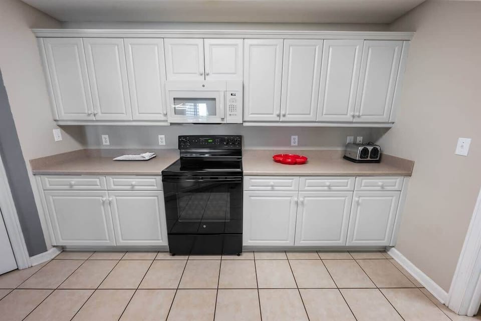 Large Kitchen Area