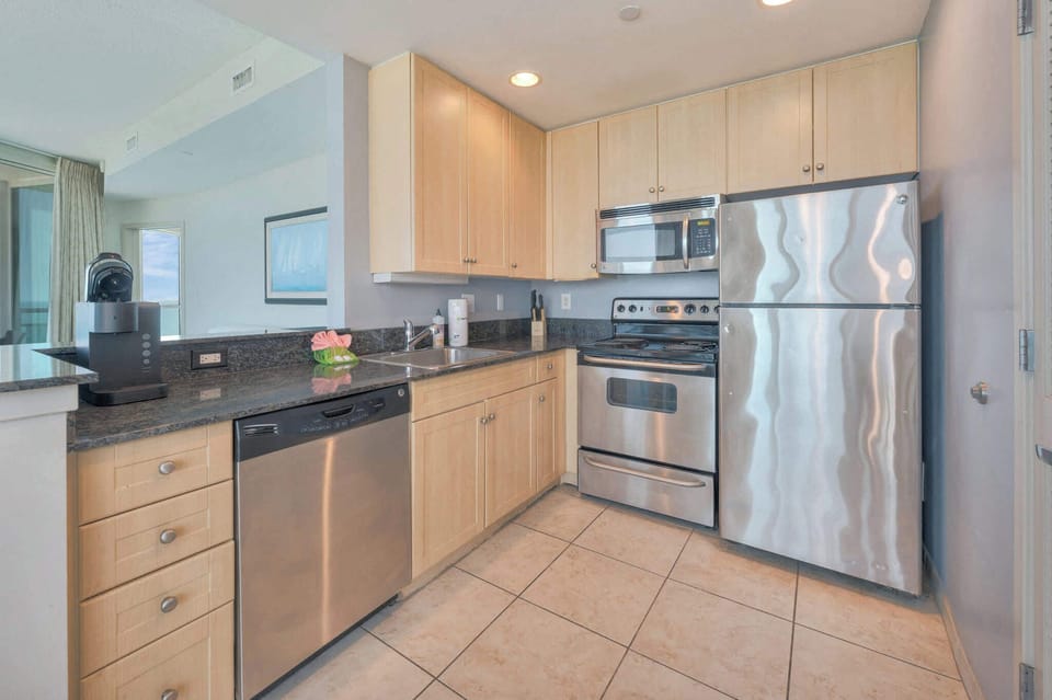 Large Kitchen Area
