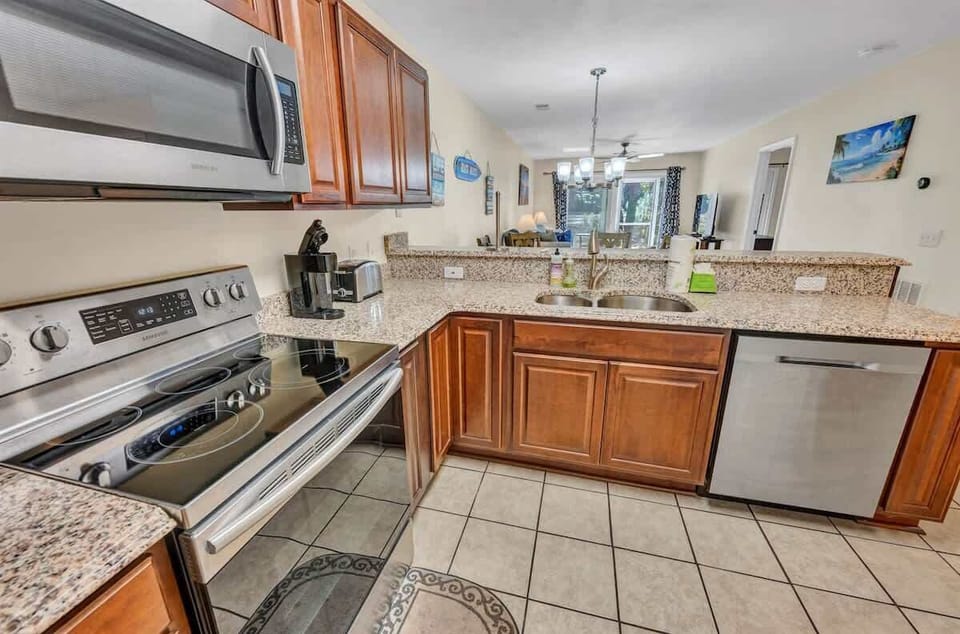 Large Kitchen Area