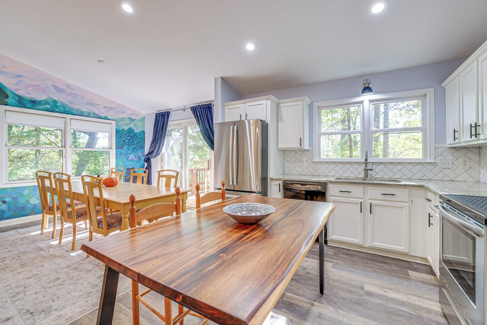 Kitchen | Drip Coffee Maker | Dishwasher | Blender | 1st Floor