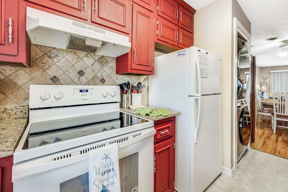 Large Kitchen Area
