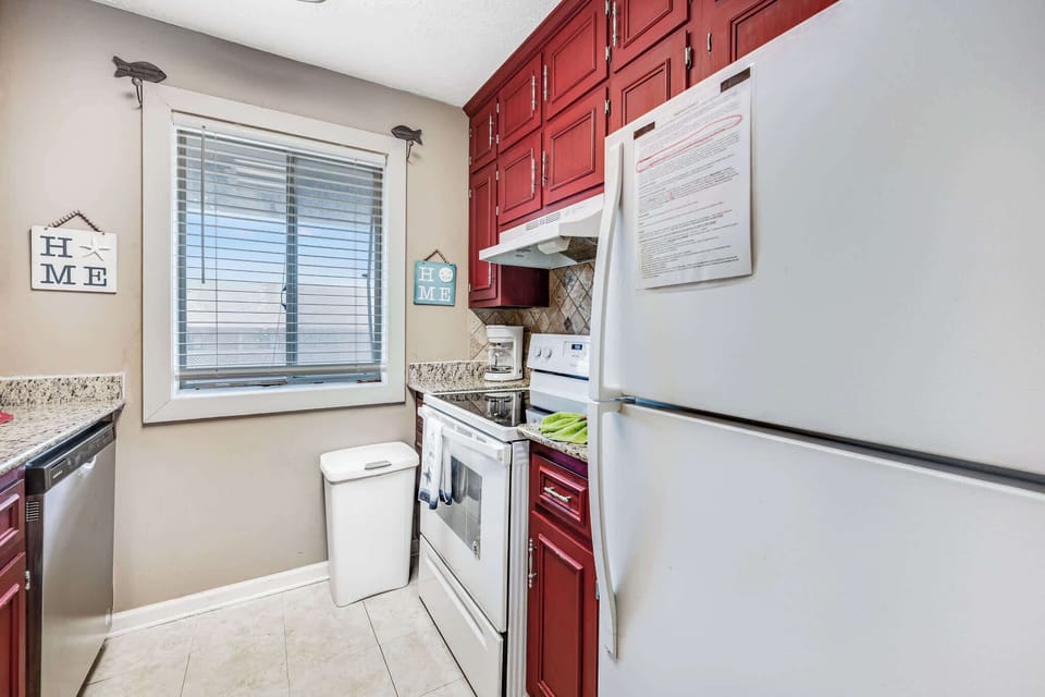 Large Kitchen Area
