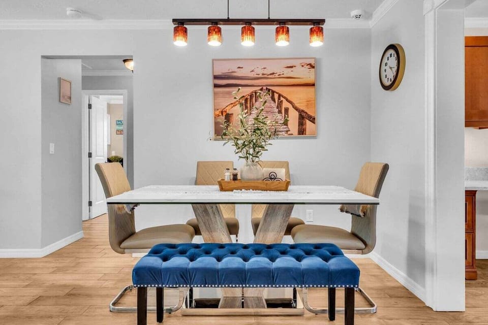 Dine in style! This table comfortably seats 6 with the 4 chairs and bench seating.