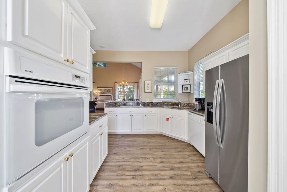 1st Floor | Kitchen Area
