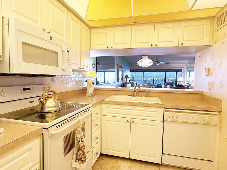 Sandpiper Key – Pool, Balcony & Beach Walks (5635)