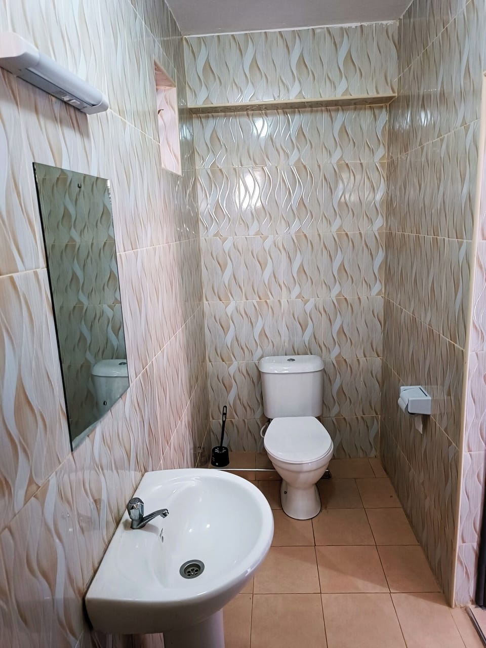 Standard Double Room | Bathroom | Shower, free toiletries, slippers, towels