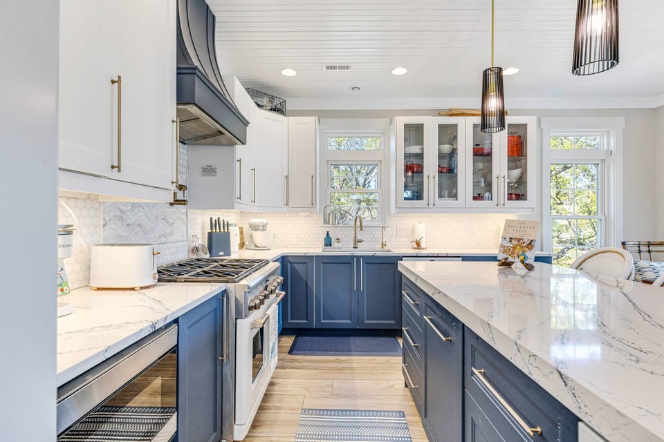 Stocked kitchen and dining space for a convenient, comfortable stay