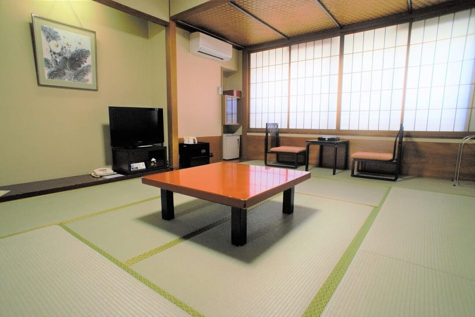 Japanese Style Room 10 Tatami Mats | In-room safe, desk, laptop workspace, iron/ironing board