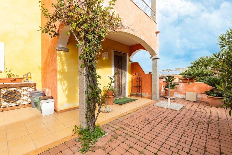 Holiday Home Exterior [summer]