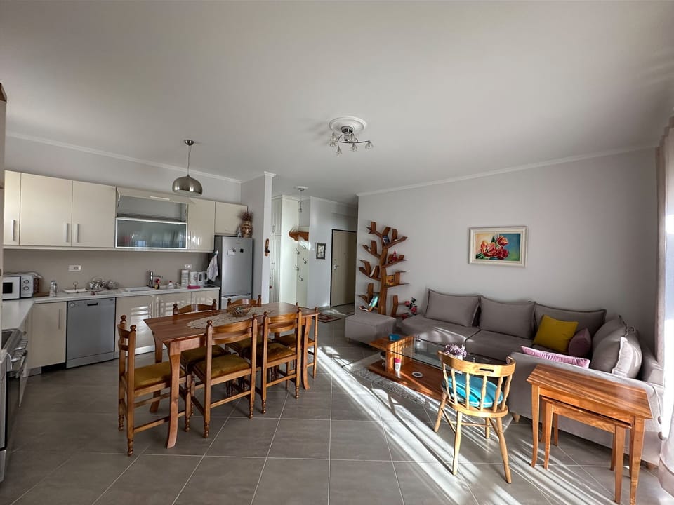 Apartment, 2 Bedrooms, Balcony, City View | Living area