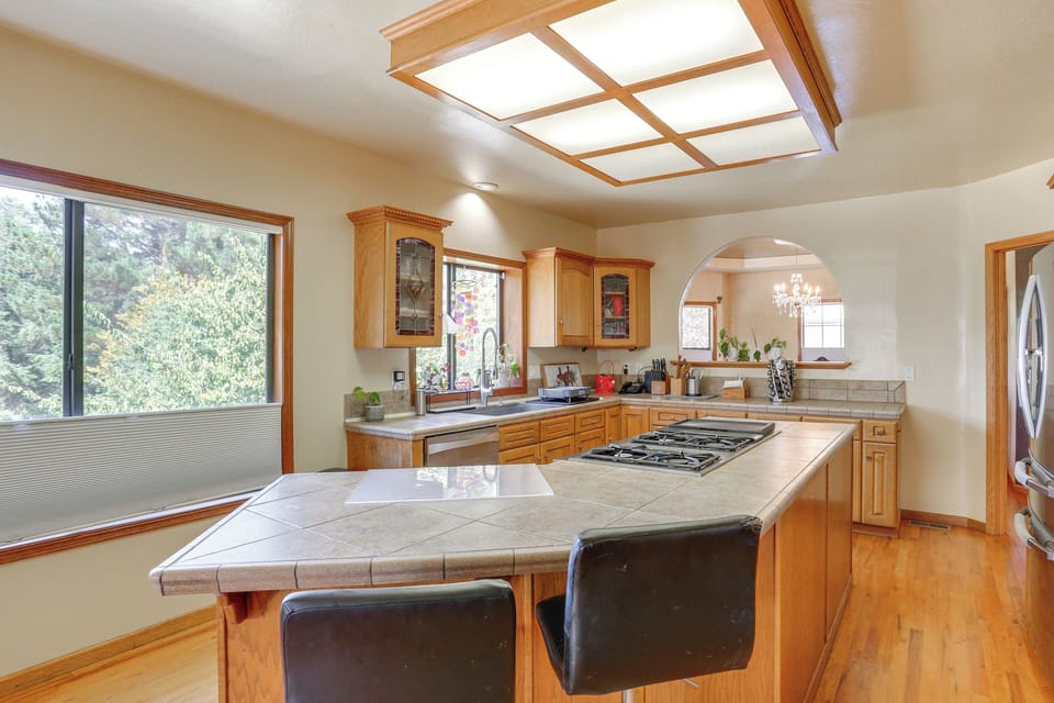 Property Interior | Central A/C & Heating