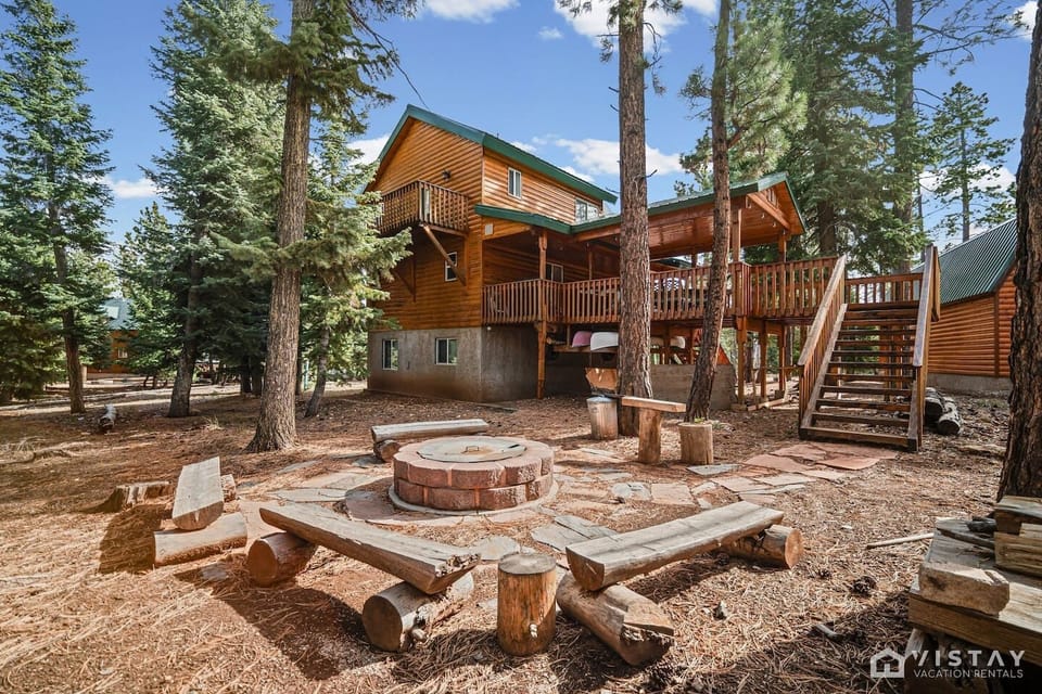 Guests are responsible of bringing their own  lighters, lighter fluid, fire starters, or firewood.