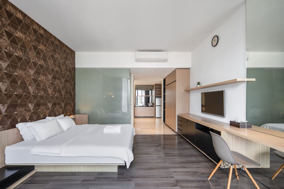 Premium Room | Free WiFi, bed sheets