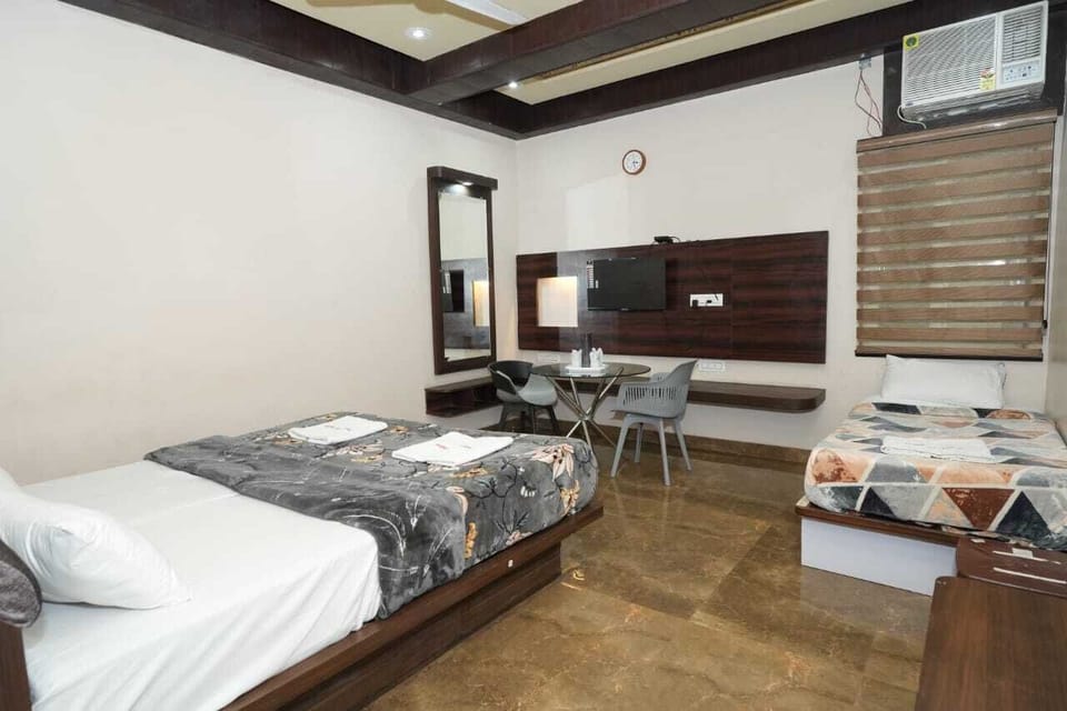 Deluxe Room | Free WiFi