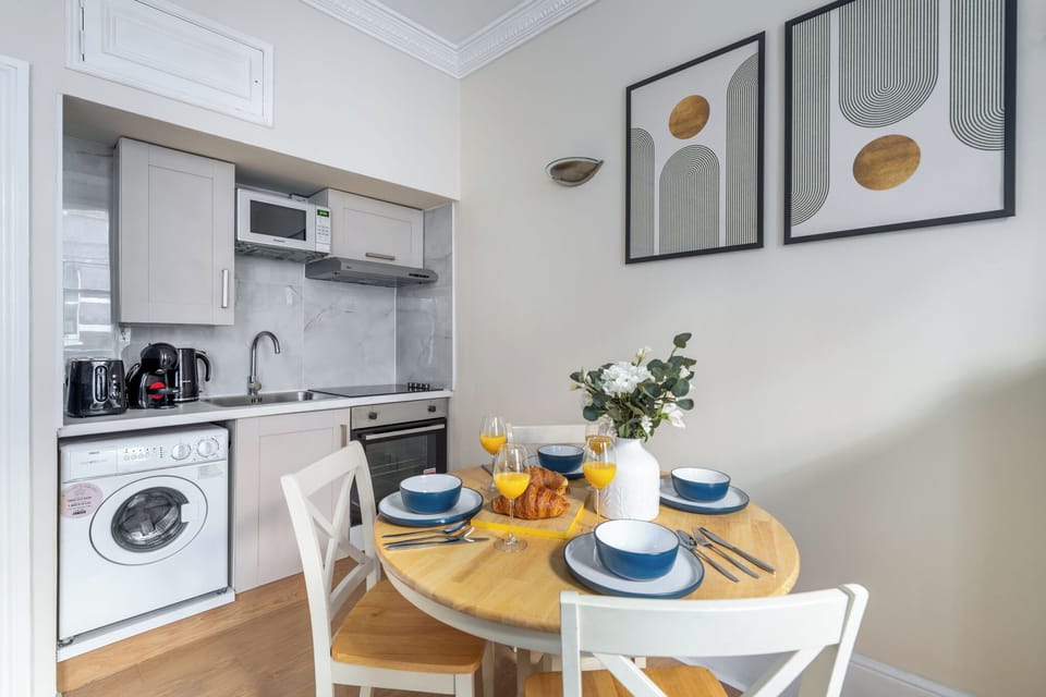 City Apartment, 1 Double Bed with Sofa bed, Non Smoking | Private kitchen | Espresso maker, coffee/tea maker, electric kettle, toaster