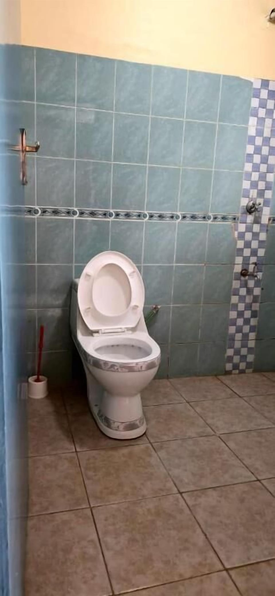 Deluxe Double Room, Garden View | Bathroom | Shower, free toiletries, hair dryer, bathrobes