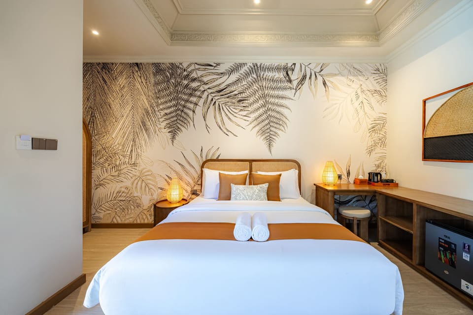Deluxe Room | Free WiFi, bed sheets