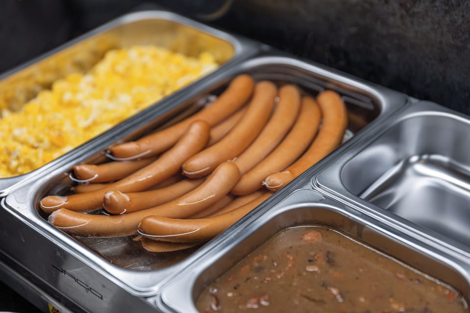 Free daily buffet breakfast