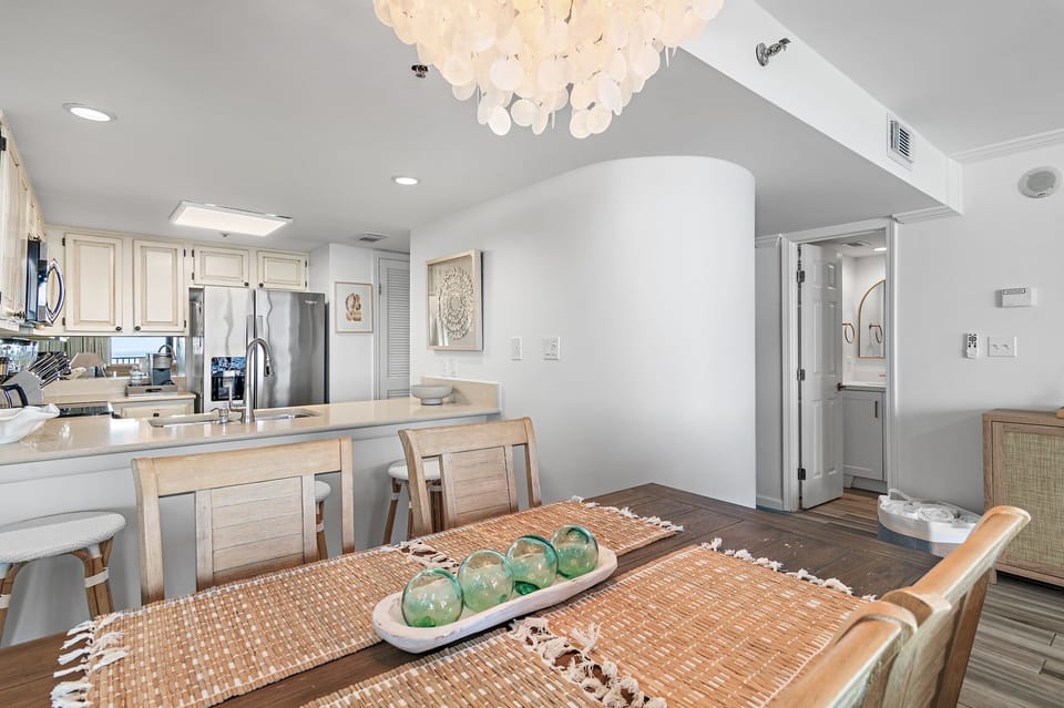 Be Still 30A - Seagrove - Dining Area