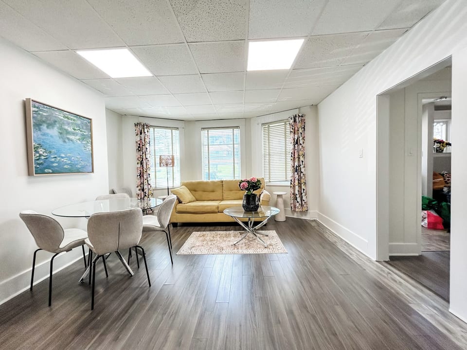 Open concept main floor