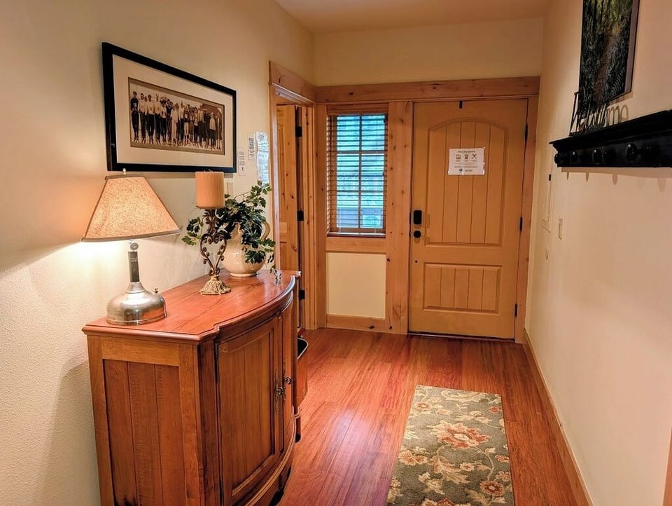 Entry area