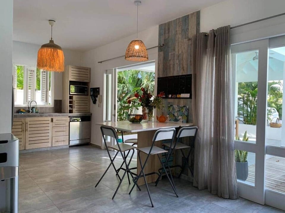 Villa Raf - Kitchen