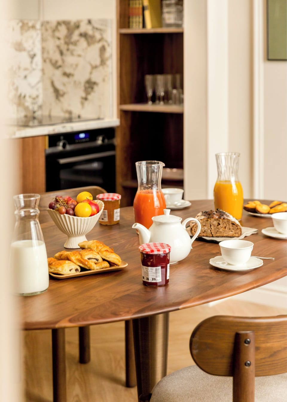Daily local cuisine breakfast for a fee