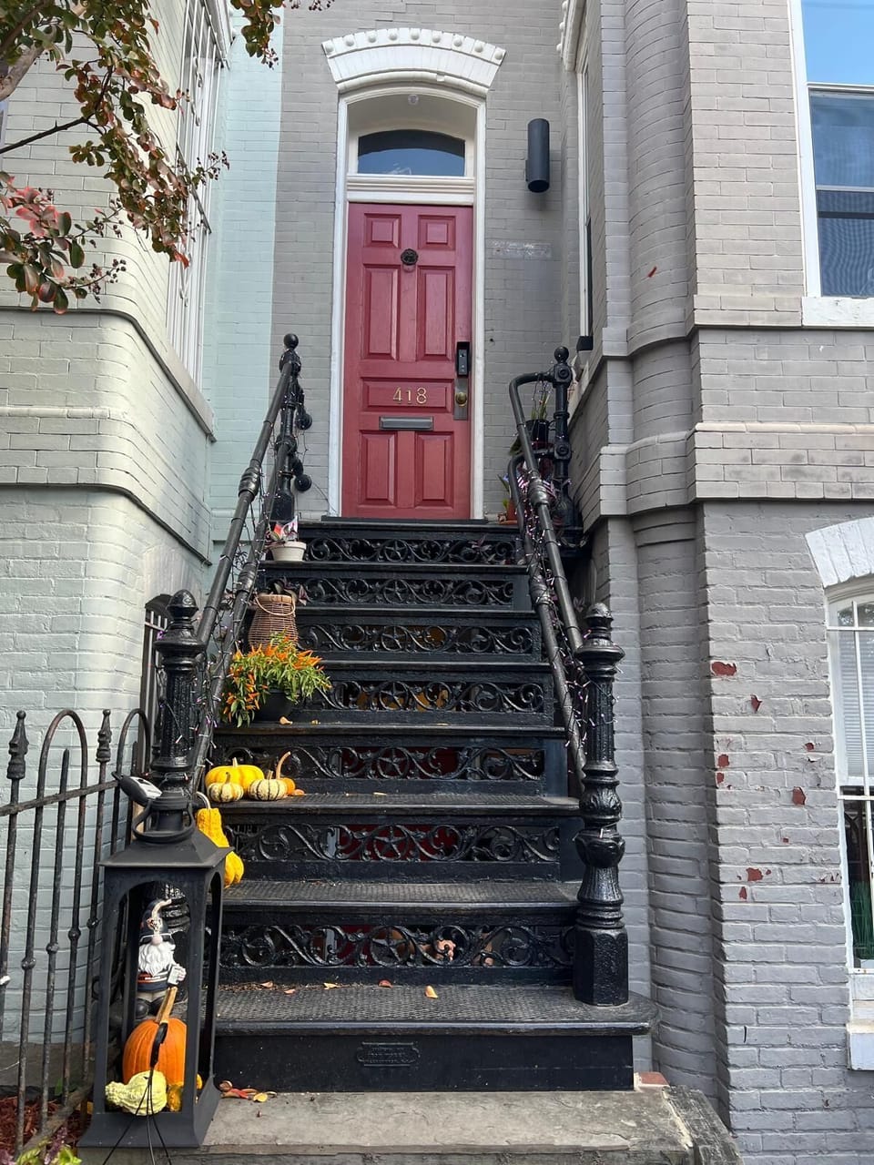 418 10th st SE - Stairs required to access Apartment A on second and third floor