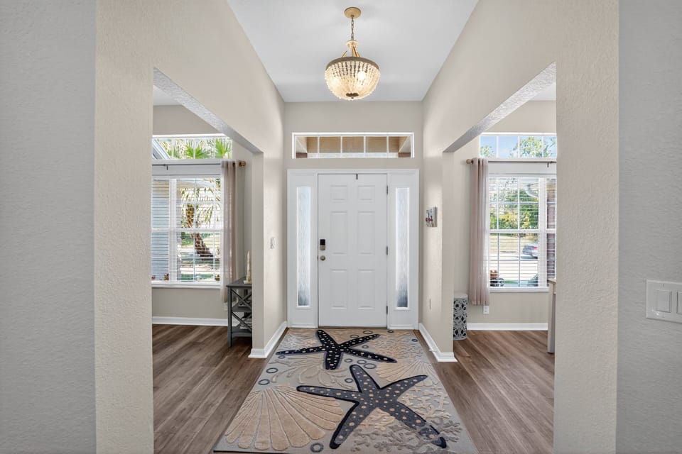 Indoors, Architecture, Building, Floor, Flooring