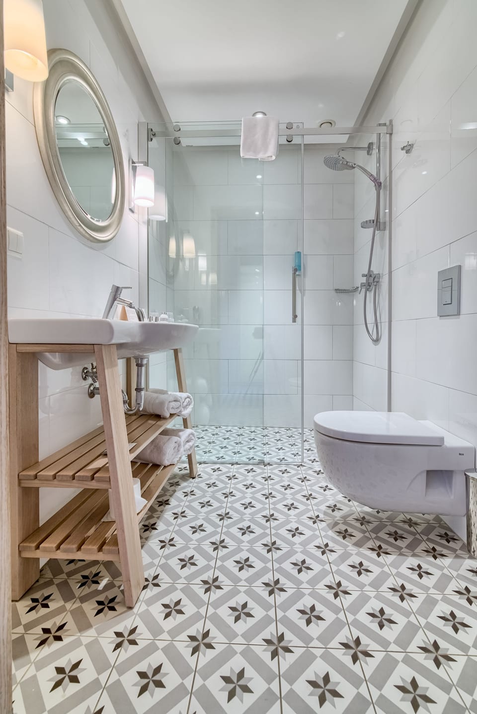 Double or Twin Room | Bathroom | Shower, free toiletries, hair dryer, bathrobes