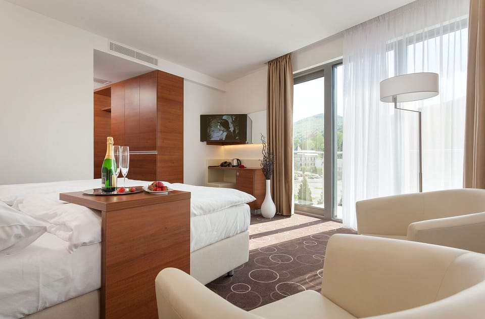 Minibar, in-room safe, desk, blackout drapes