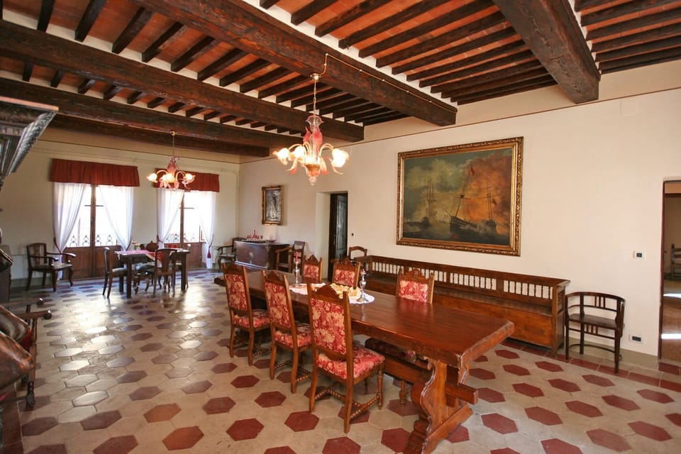 Panoramic Villa, Multiple Bedrooms (Villa Capolona) | In-room dining