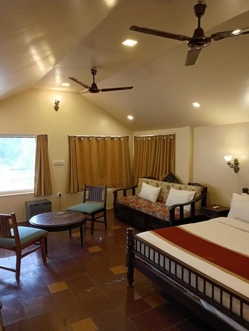 Executive Room | Desk, free WiFi