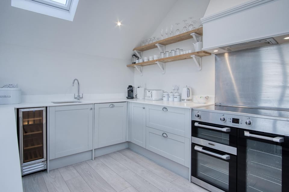 Microwave, oven, highchair