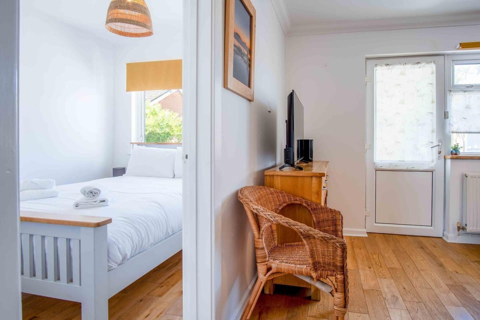 Cosy Cottage - 2 Bedroom Cottage - Mumbles Cottage in The Mumbles