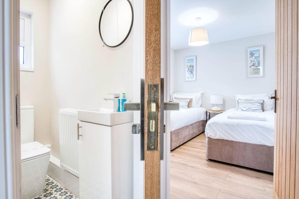 Seascape Retreat - 3 Bedroom Flat - Porthcawl Apartment in Porthcawl