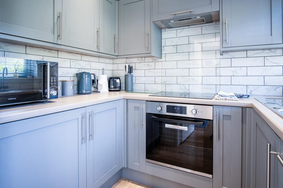 Microwave, oven