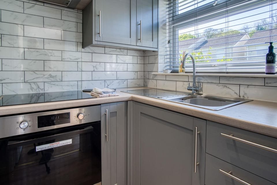 Microwave, oven