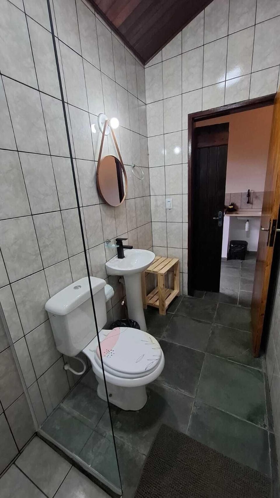 Shower, hair dryer (on request), towels, soap