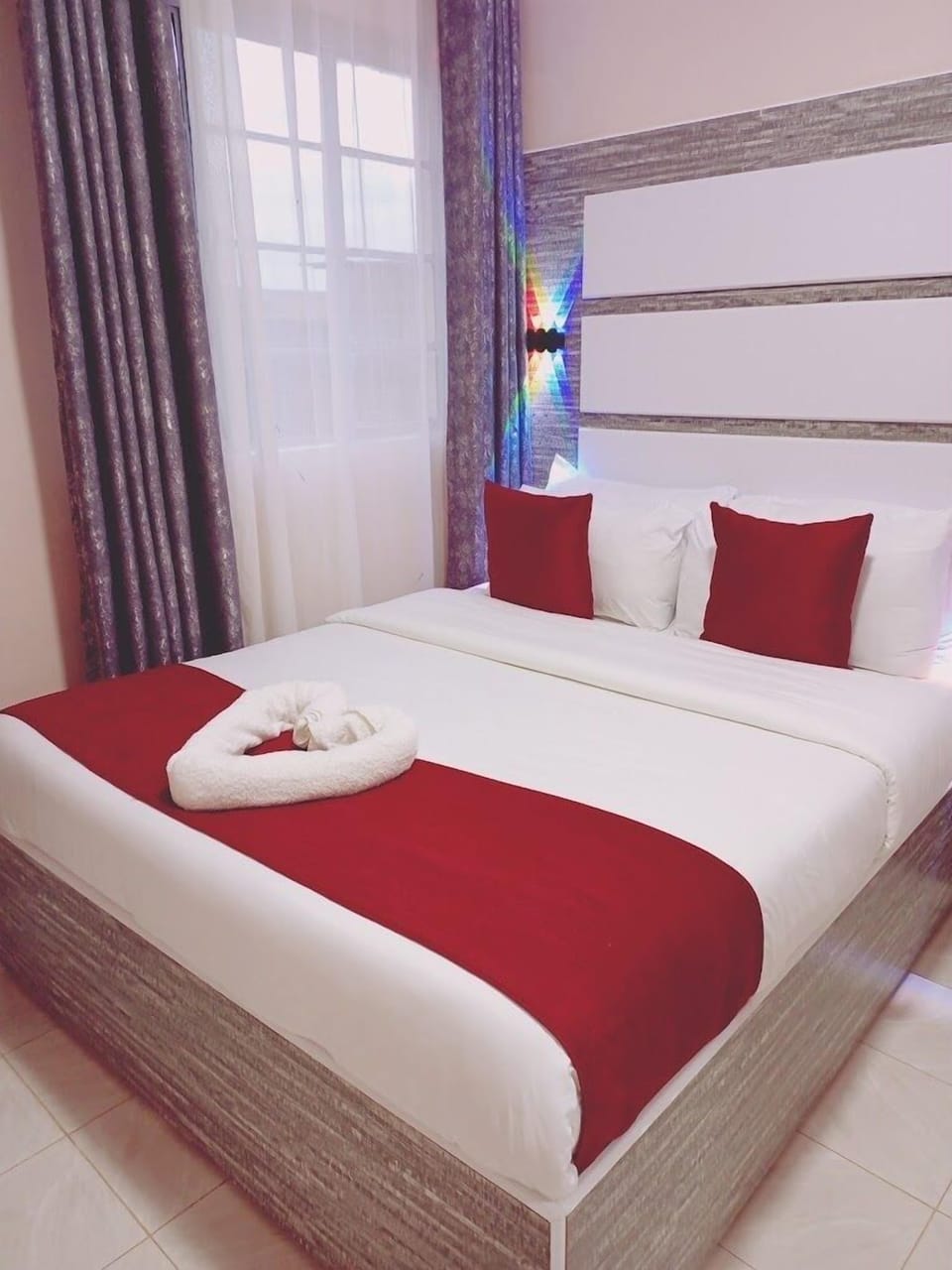Deluxe Single Room | Free WiFi, bed sheets