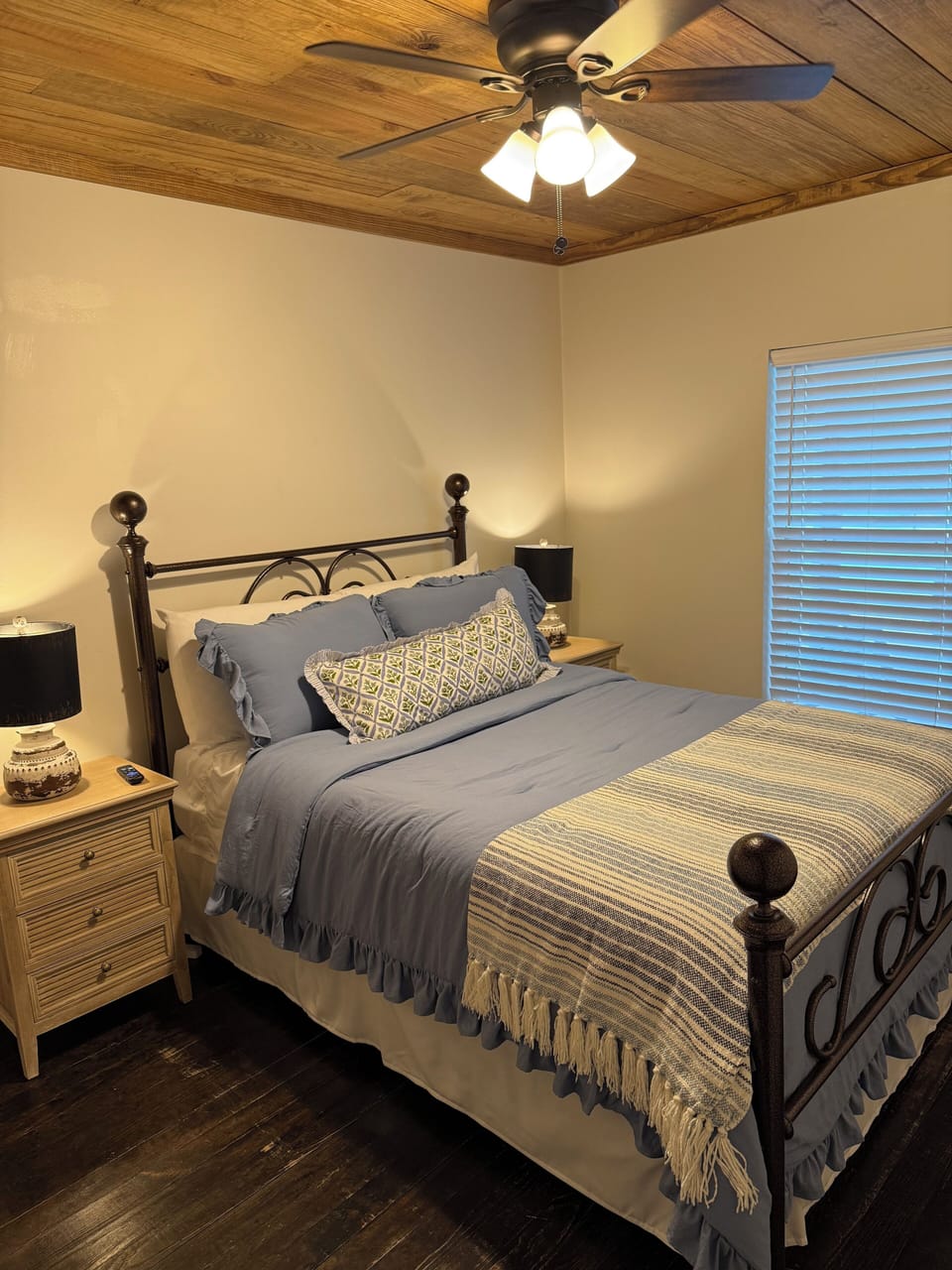 full size bed with 42-inch tv