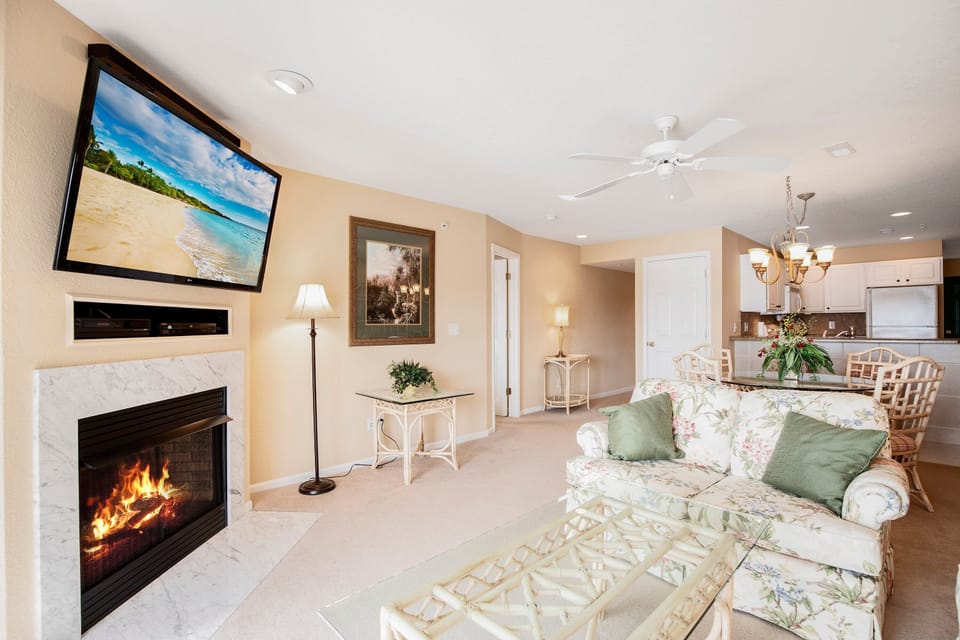 Condo, Multiple Beds, Patio (Tranquility Shores) | Living area