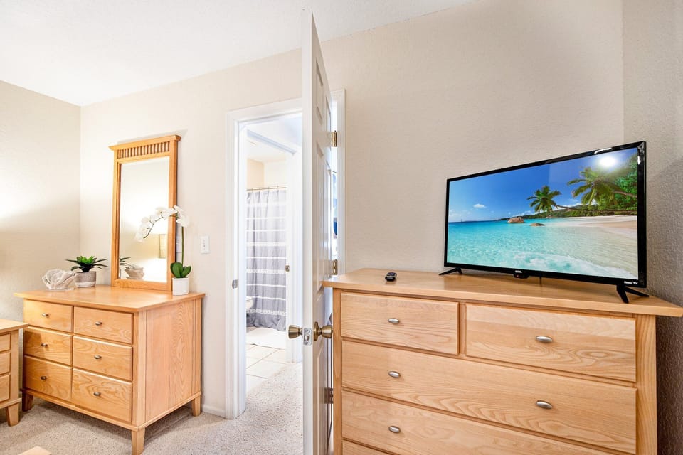 Condo, Multiple Beds, Patio (Bellabello!) | 3 bedrooms, individually decorated, individually furnished, bed sheets