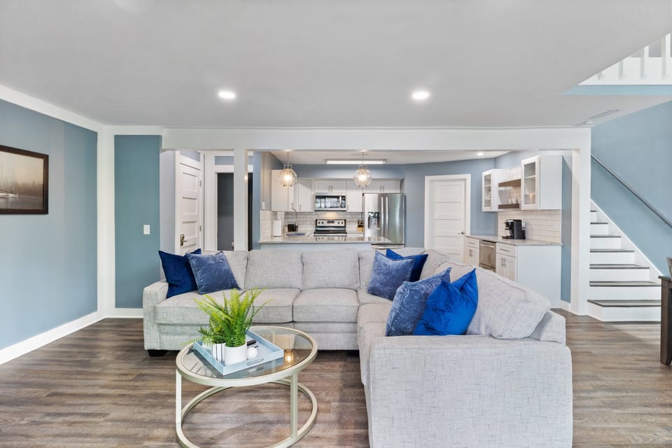 Condo, Multiple Beds, Patio (Castaway Cove Unit 2) | Living area