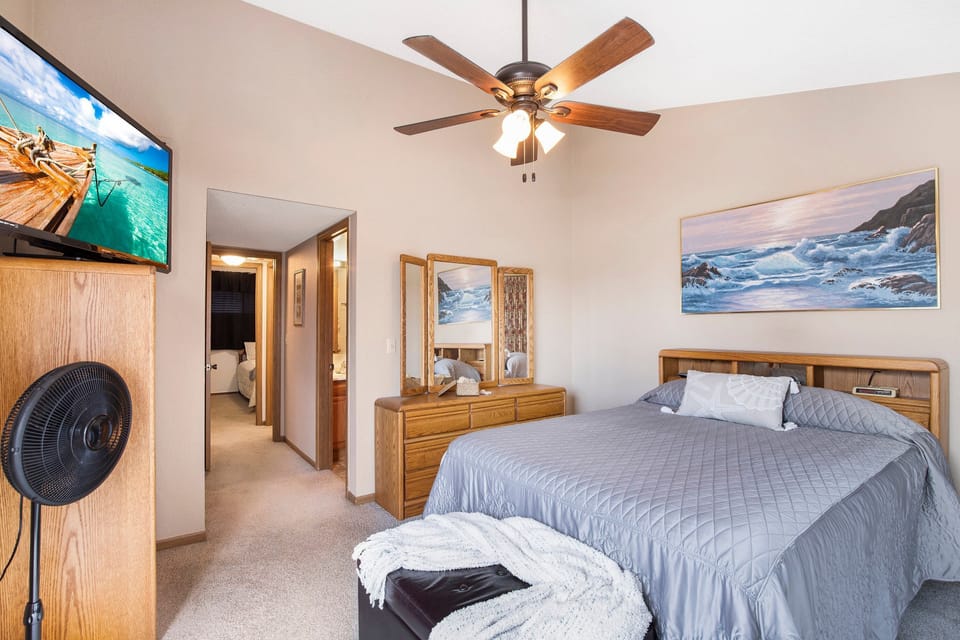 Amazing Lakefront Pool On Coveted Horseshoe Bend! Apartment in Village Four Seasons