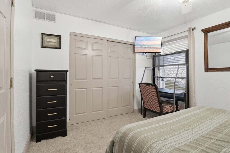 Condo, Multiple Beds, Pool Access (Wick Haus) | 3 bedrooms, individually decorated, individually furnished, bed sheets