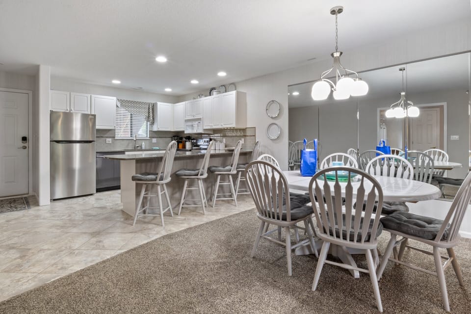 Condo, Multiple Beds, Patio (The Splash Pad) | 3 bedrooms, individually decorated, individually furnished, bed sheets