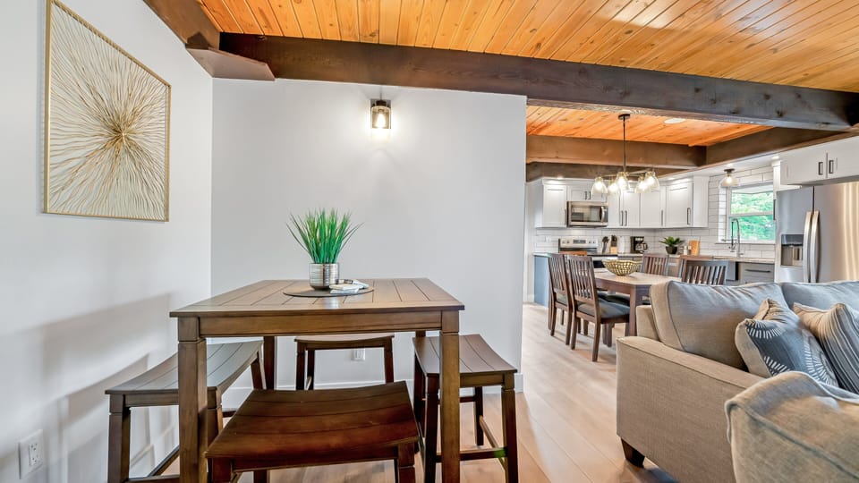 House, Multiple Beds, Patio (Backwater Bliss) | 3 bedrooms, individually decorated, individually furnished, bed sheets