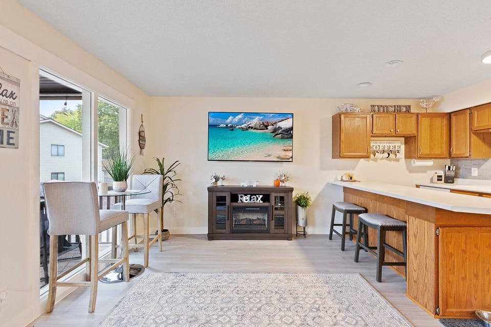 Condo, 1 Queen Bed with Sofa bed, Pool Access (Wren's Nest for Two) | Interior