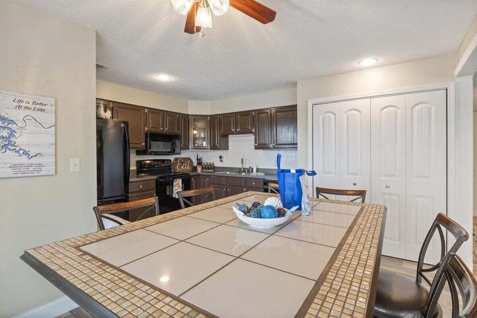Condo, Multiple Beds, Patio (Golden Retreat) | 2 bedrooms, individually decorated, individually furnished, bed sheets